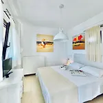 Hotel de apartamente Koumaros 2*