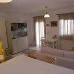 Koumaros Hotel de apartamente Agia Paraskevi (Kassandra)
