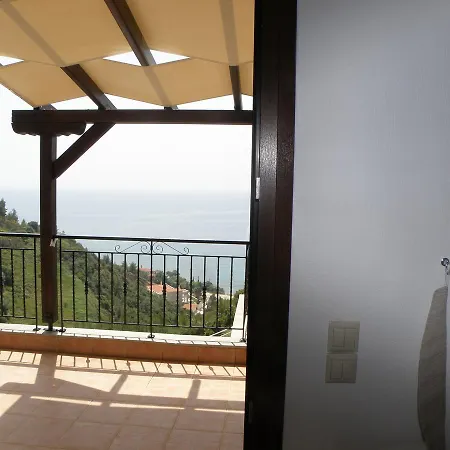 Koumaros Appart hôtel 2*