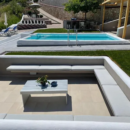 Koumaros 2* Agia Paraskevi