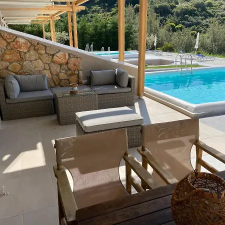 Koumaros Aparthotel Agia Paraskevi (Kassandra)