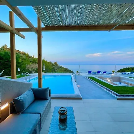 Apart-hotel Koumaros Agia Paraskevi