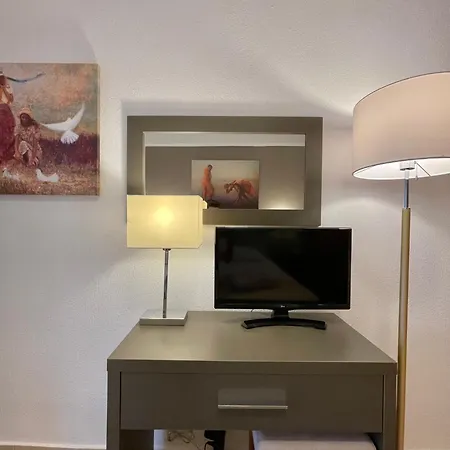 Koumaros Aparthotel 2*