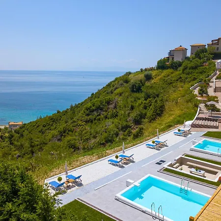 Koumaros Aparthotel