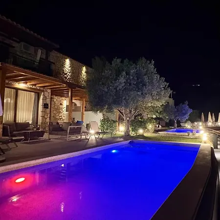 Apart Otel Koumaros