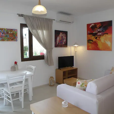 Koumaros Aparthotel Agia Paraskevi (Kassandra)