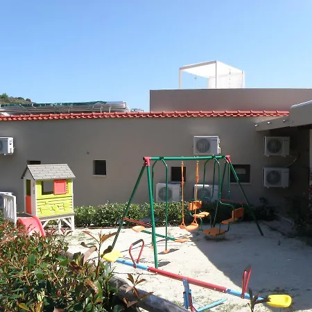 Koumaros Aparthotel 2* Agia Paraskevi (Kassandra)