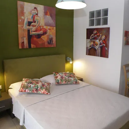 Koumaros 公寓式酒店 圣帕拉斯凯维