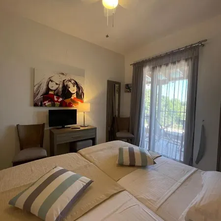 Apart Otel Koumaros Aya Paraskevi