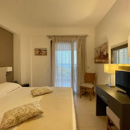 Koumaros Aparthotel