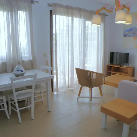 Apart Otel Koumaros