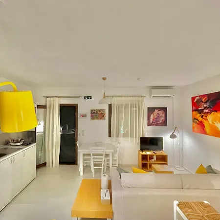 公寓式酒店 Koumaros