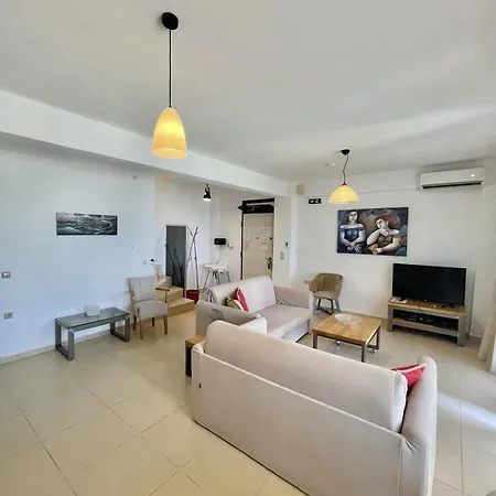 Koumaros Aparthotel Agia Paraskevi (Kassandra)