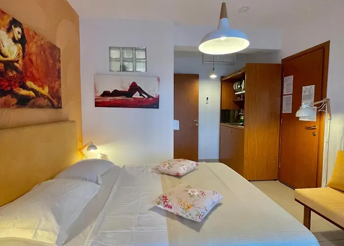 Koumaros Apart Otel 2*